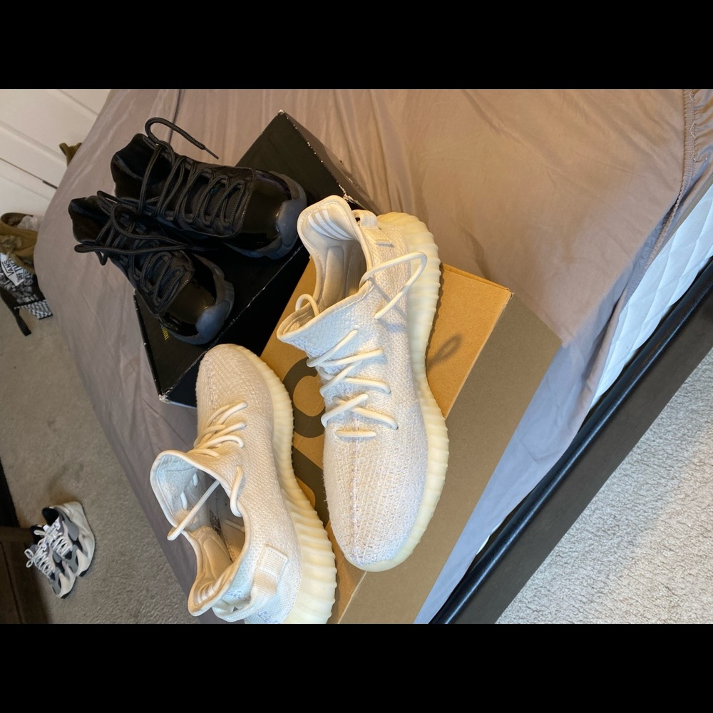 Yeezy White Cream 350’s & Jordan Gamma Blue 12’s - Picture 5 of 5